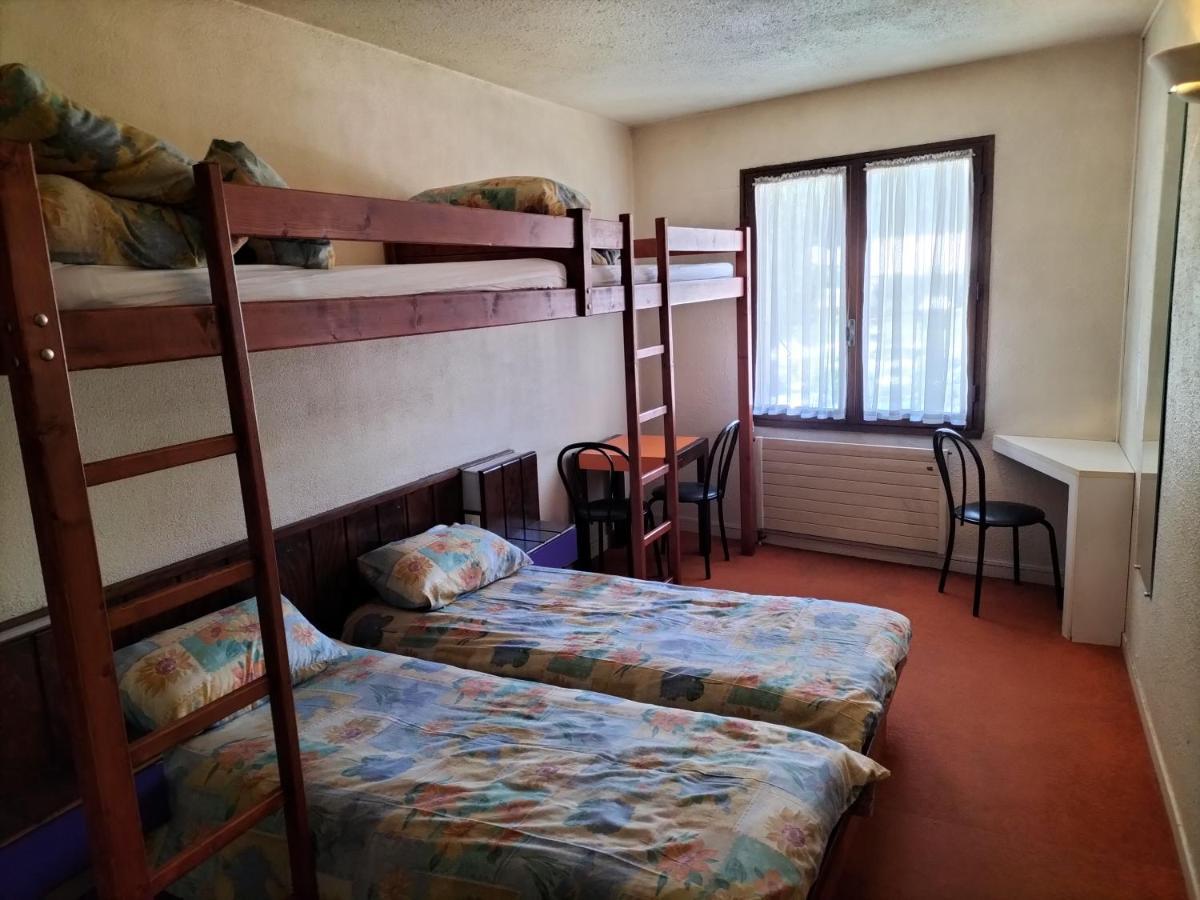 Chambre Quadruple Avec Salle De Bains Privative 1 Вальлуиз Экстерьер фото